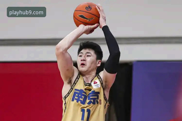 九游官网下载链接怎么样 3个关键转折点解析:皮特森38分率福建爆冷,北京连胜终结的战术复盘